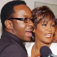 Whitney Houston Interogasi Suami